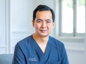 Dr Lee Kuok Chung, endoscopist, robotic colorectal surgeon in Singapore